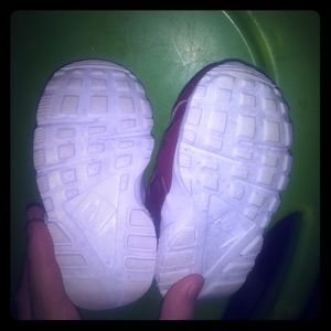 Huaraches size 5c